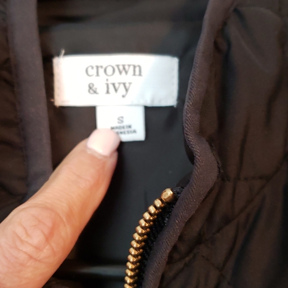 Vest - Picture 2 of 2